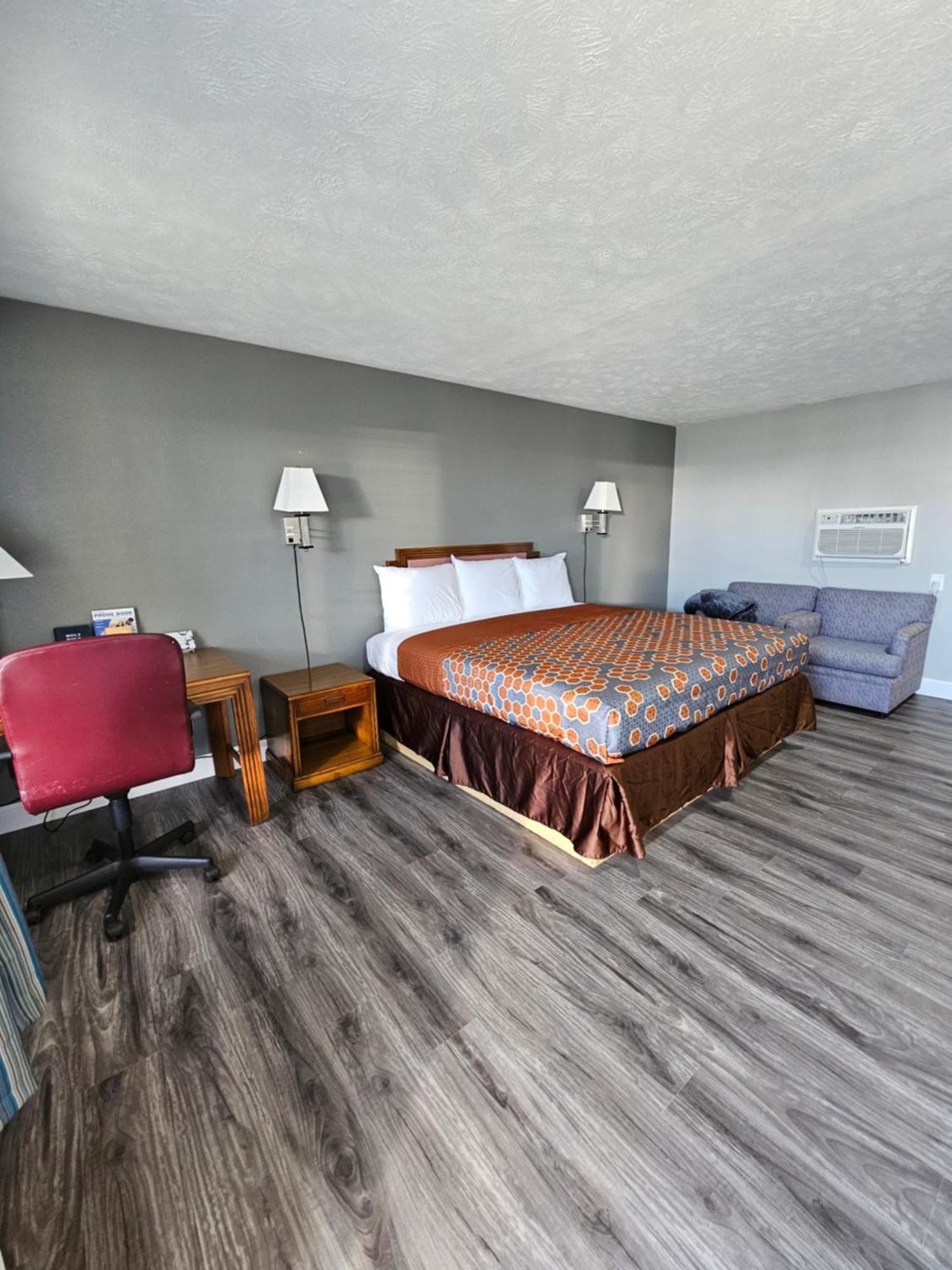 Royal Inn Motel Пери Екстериор снимка